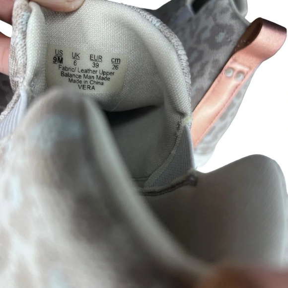 Ryka Vera Sneaker in Camel Brown Leopard Size 9 - Picture 10 of 12